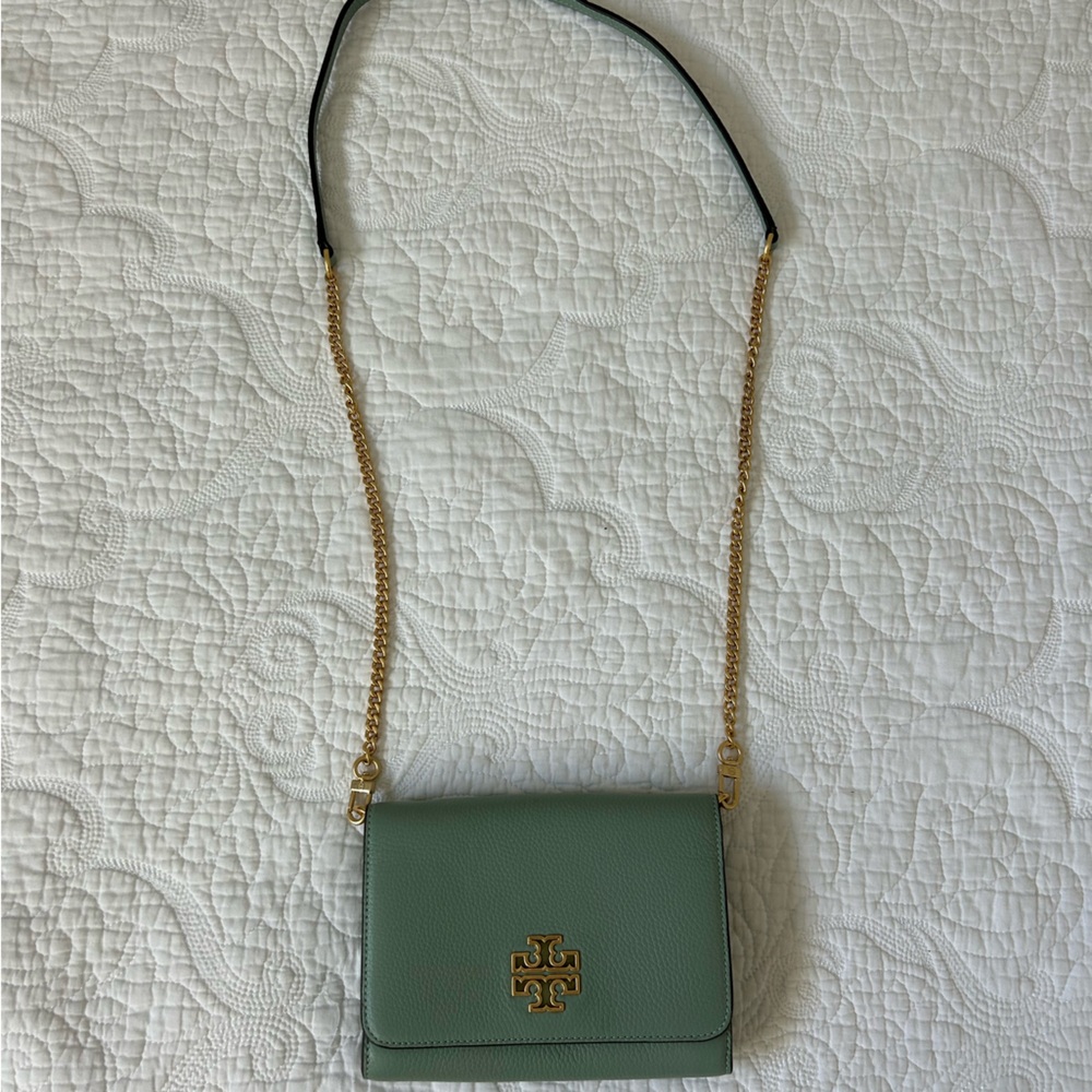 Tory Burch Britten Chain Wallet